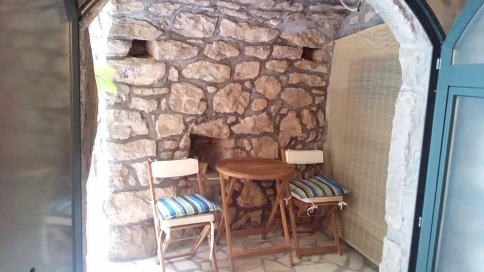 Cottage Melita The Apartment For Animal Lovers Babino Polje Dış mekan fotoğraf