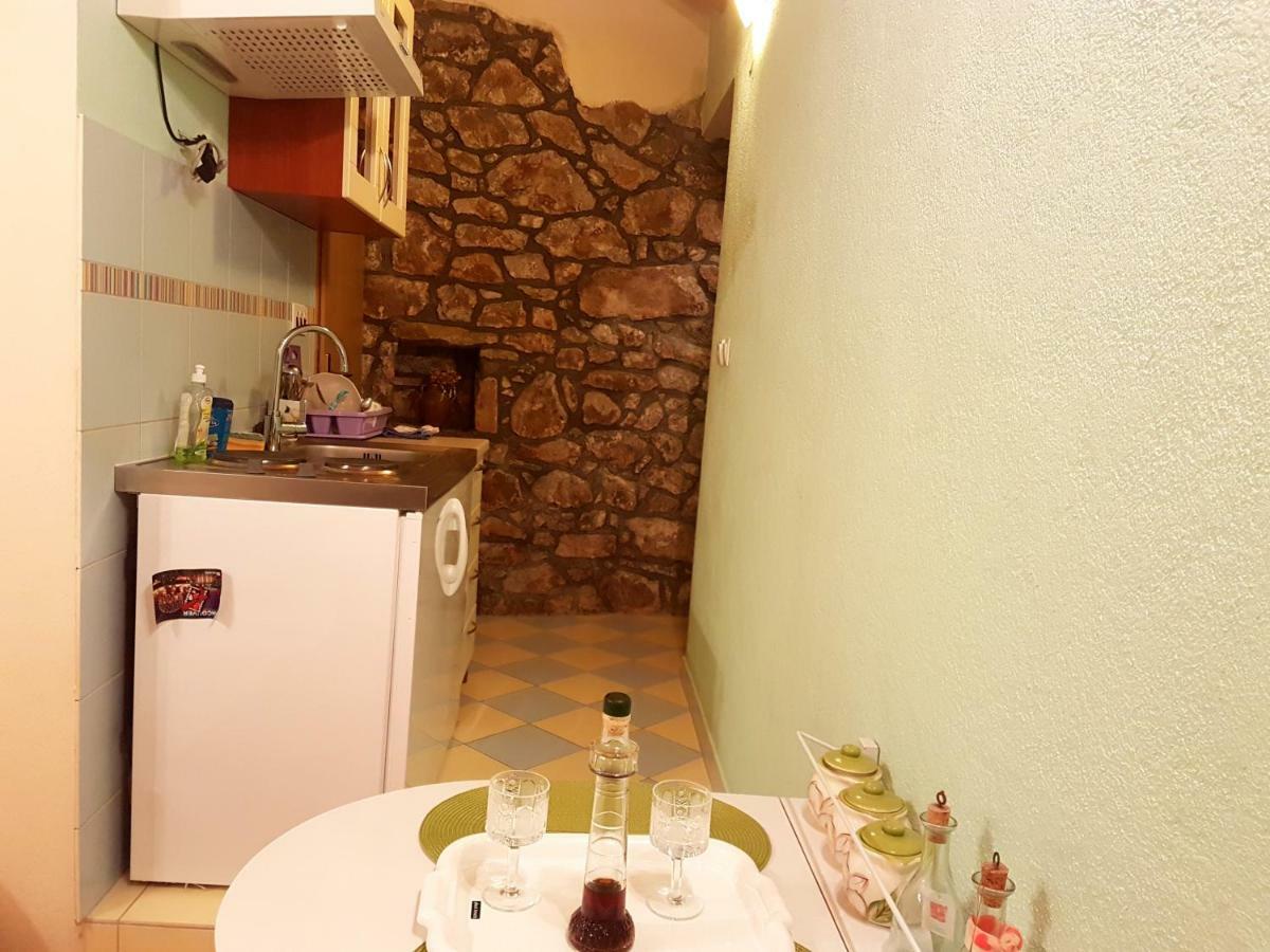 Cottage Melita The Apartment For Animal Lovers Babino Polje Dış mekan fotoğraf